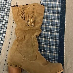 Beth Dutton boots
